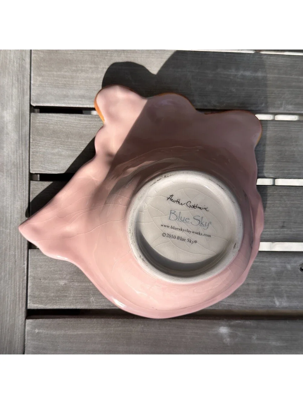 Heather Goldminc Blue Sky Clayworks Flamingo Bowl 2010 Ceramic Pink Hat beach
